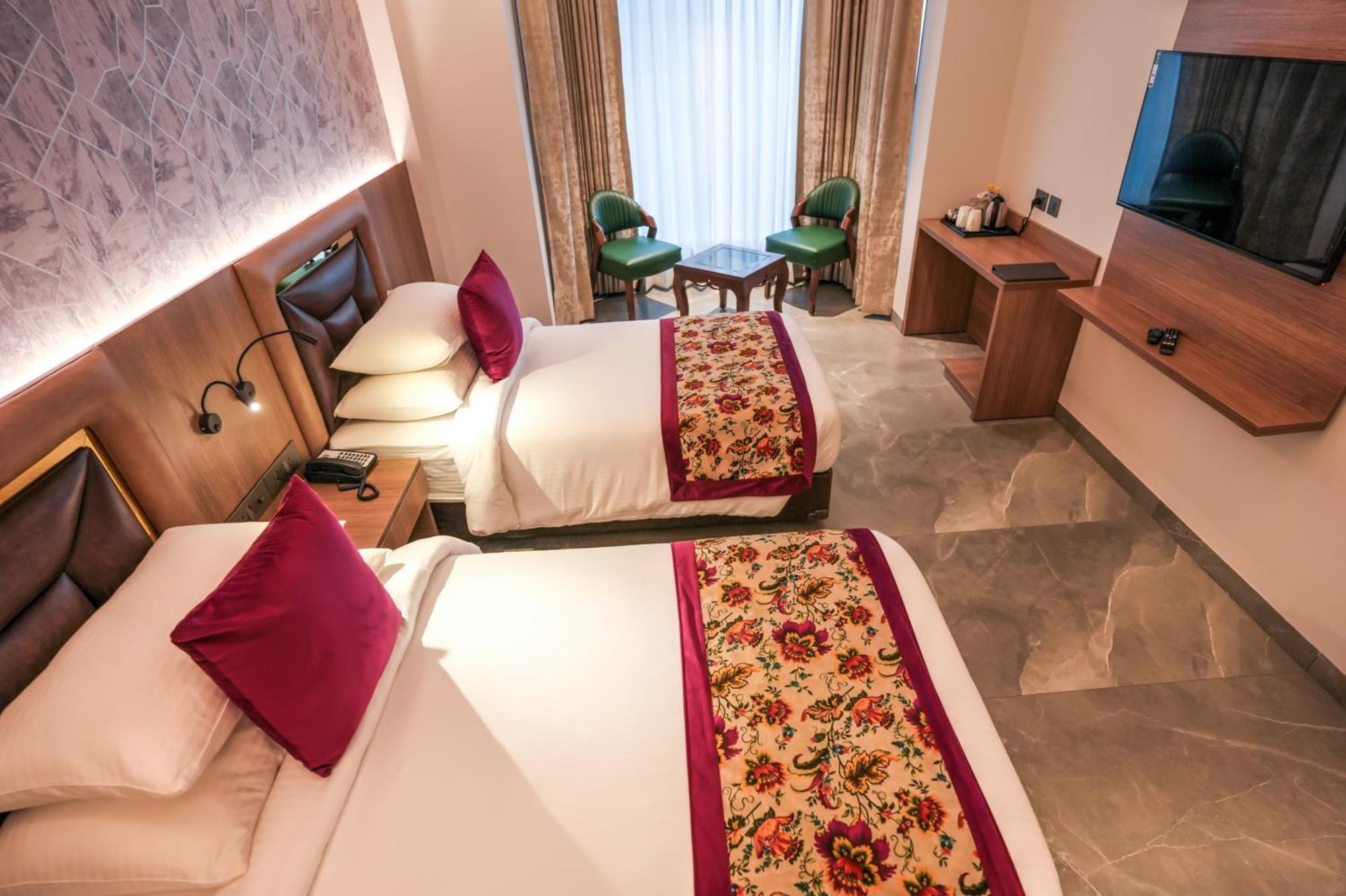 Rj Hotel - Managed By Atithi House Greater Noida Zewnętrze zdjęcie