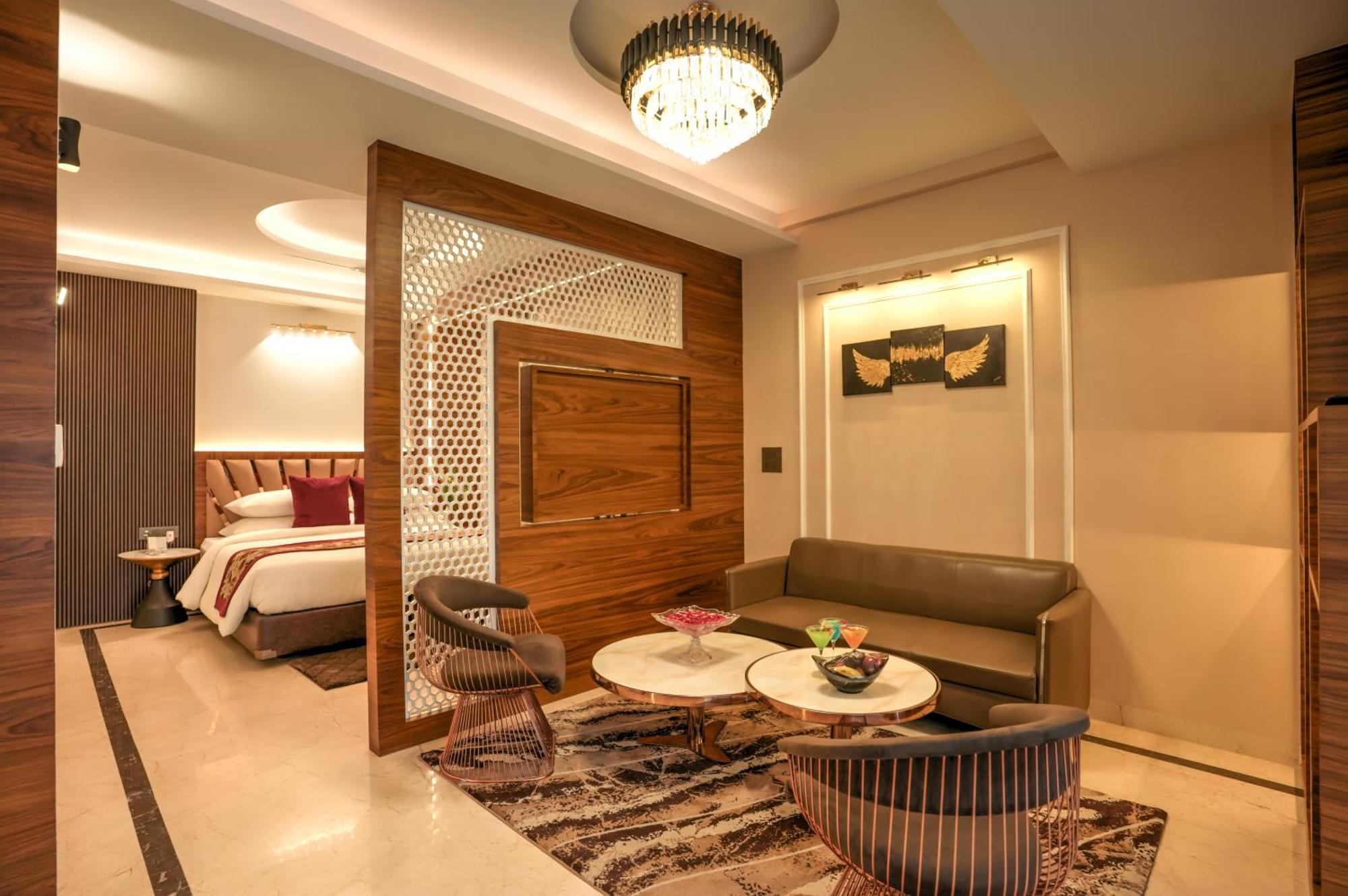 Rj Hotel - Managed By Atithi House Greater Noida Zewnętrze zdjęcie