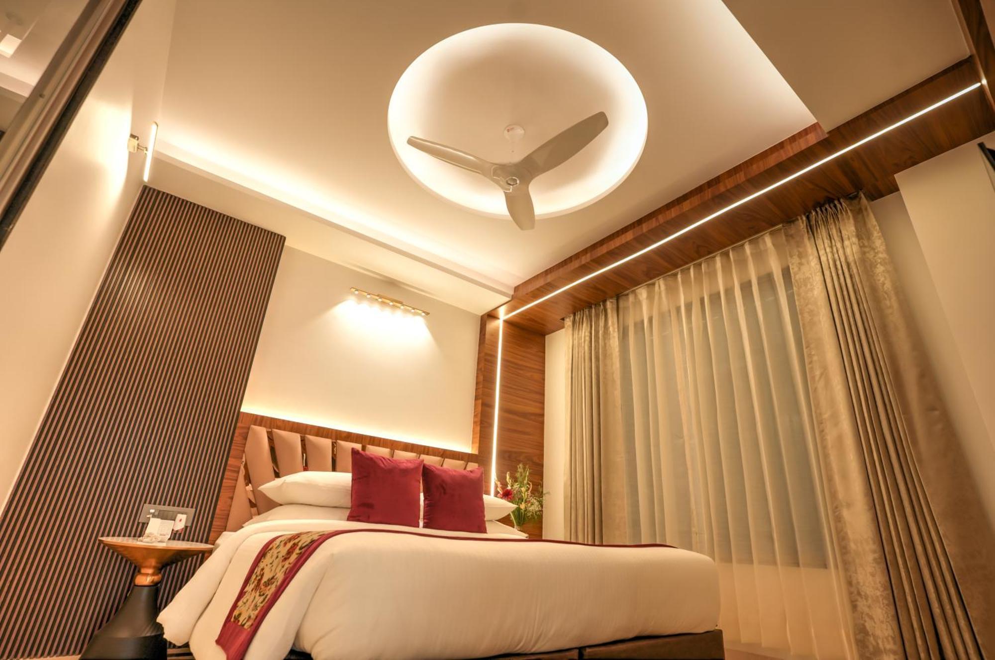 Rj Hotel - Managed By Atithi House Greater Noida Zewnętrze zdjęcie
