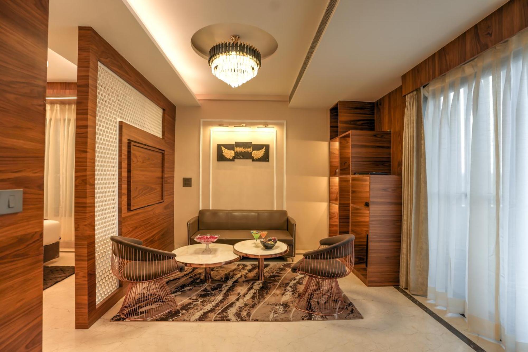 Rj Hotel - Managed By Atithi House Greater Noida Zewnętrze zdjęcie