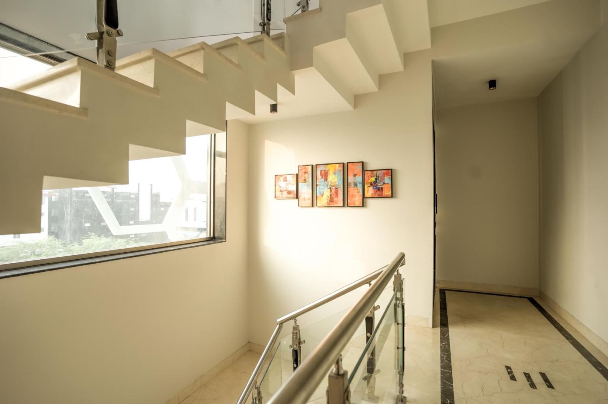 Rj Hotel - Managed By Atithi House Greater Noida Zewnętrze zdjęcie